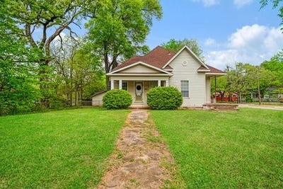 /international/us/1363-pine-bluff-street-paris-tx-110106961688/