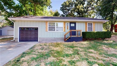 /international/us/224-w-south-street-nevada-mo-110108856422/