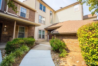 /international/us/7123-elm-court-south-brunswick-nj-110101473749/?lang=en