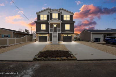 /international/us/42-w-mohawk-drive-little-egg-harbor-nj-110105397811/