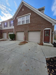 /international/us/1309-double-eagle-court-turtle-creek-twp-oh-110107840776/