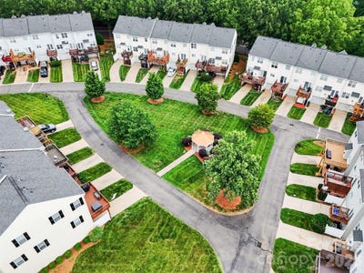 /international/us/9712-bailey-road-cornelius-nc-110109033503/