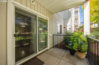 /international/us/11830-nw-holly-springs-ln-portland-or-110120772507/