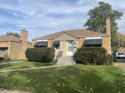 /international/us/2313-s-17th-avenue-broadview-il-110120553162/
