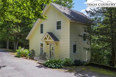 /international/us/205-wyndham-way-boone-nc-110101213729/
