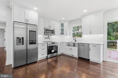 /international/us/7163-riley-road-warrenton-va-110109158375/