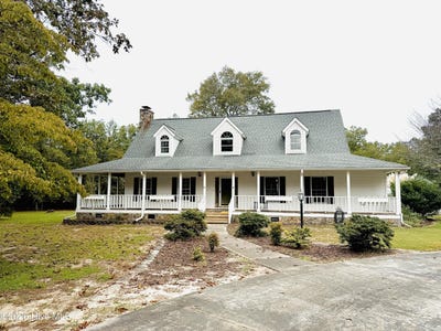 /international/us/10941-howell-circle-laurinburg-nc-110120666354/
