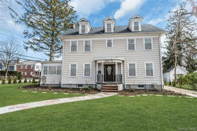 /international/us/85-violet-avenue-floral-park-ny-110106566162/