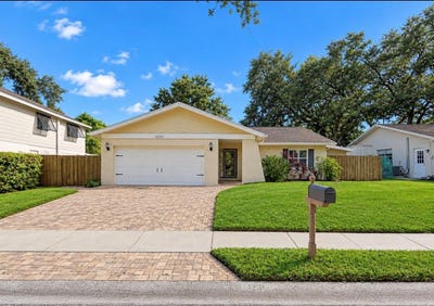 /international/us/1231-rosewood-street-largo-fl-110120681760/