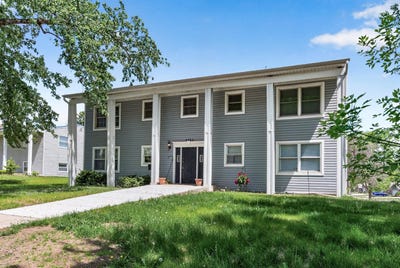 /international/us/5725-osman-avenue-n-stillwater-mn-110108232498/