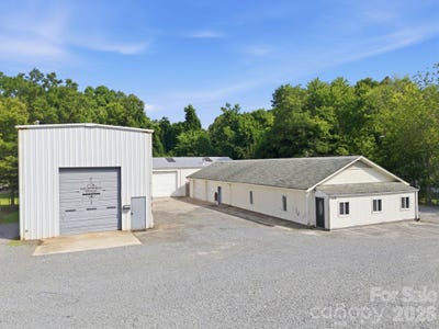 /international/us/1819-john-moore-road-monroe-nc-110108501603/