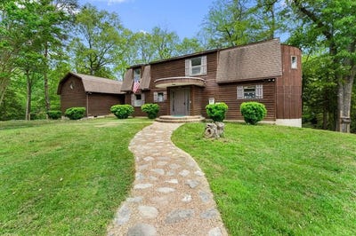 /international/us/133-jenkins-point-road-montross-va-110099015958/