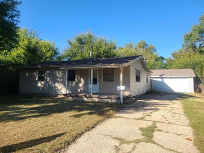 /international/us/4635-s-glenn-wichita-ks-110103270005/