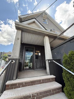 /international/us/1288-forest-avenue-staten-island-ny-110108472659/