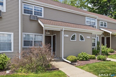/international/us/1221-washington-street-middletown-ct-110108784325/