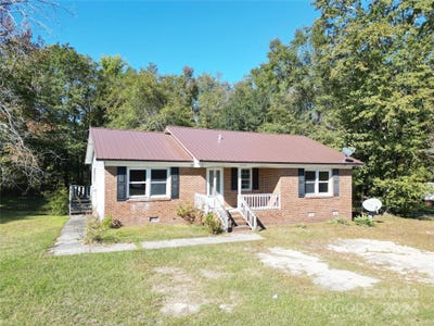 /international/us/306-w-white-oak-street-morven-nc-110095345982/?lang=zh-tw