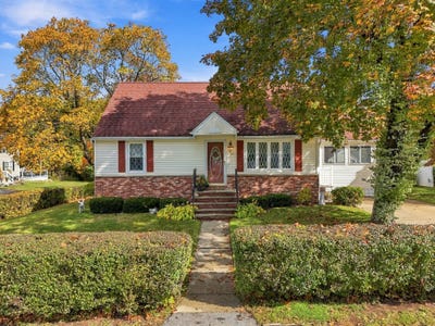 /international/us/62-faith-ave-dracut-ma-110120577357/