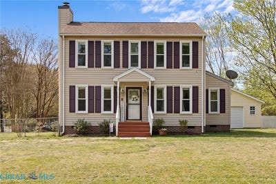/international/us/6676-magnolia-drive-gloucester-va-110107927109/