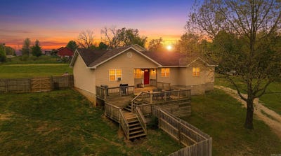 /international/us/414-carpenter-road-thayer-mo-110107339872/