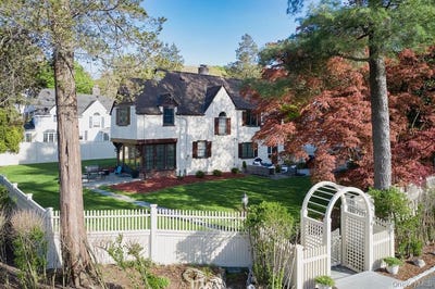 /international/us/4-glenwolde-park-tarrytown-ny-110107754561/