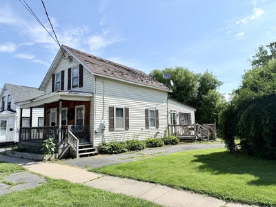 /international/us/14-champlain-street-plattsburgh-ny-110100976365/