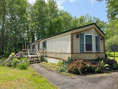 /international/us/1353-long-ridge-road-burlington-me-110100247983/