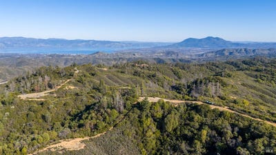/international/us/3681-benmore-valley-road-lakeport-ca-110109596793/