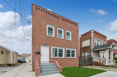 /international/us/216-23-136th-road-laurelton-ny-110104259232/
