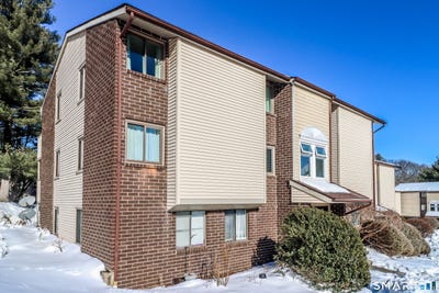 /international/us/7-padanaram-road-danbury-ct-110105642928/