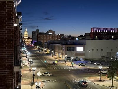 /international/us/500-e-michigan-avenue-lansing-mi-110107343157/