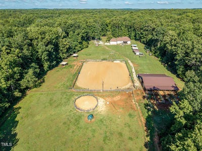 /international/us/195-falcon-lane-rougemont-nc-110098128148/