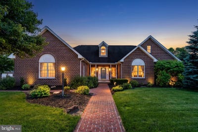 /international/us/2202-brunswick-avenue-mechanicsburg-pa-110108533613/