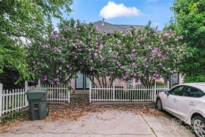 /international/us/1609-begonia-way-rock-hill-sc-110100328721/