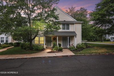 /international/us/201-paddington-court-manalapan-nj-110108906785/
