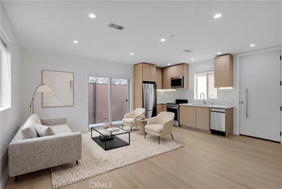 /international/us/5224-strohm-avenue-north-hollywood-ca-110120510273/