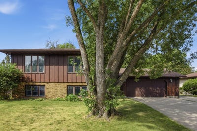 /international/us/421-rensvold-boulevard-moorhead-mn-110109110905/
