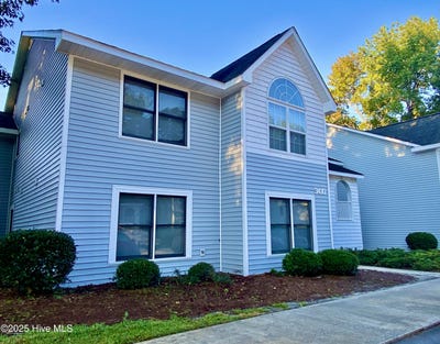 /international/us/3402-evans-street-greenville-nc-110099132221/