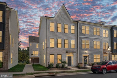 /international/us/309-willis-street-fredericksburg-va-110119890424/