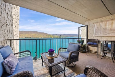 /international/us/164-cliffside-drive-canandaigua-ny-110107664467/