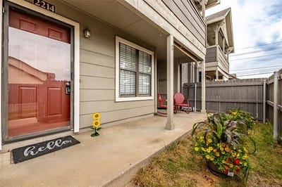 /international/us/9036-college-avenue-tulsa-ok-110120093814/