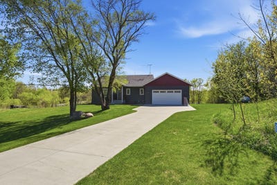 /international/us/10640-raven-loop-ne-foley-mn-110108034213/