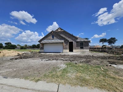 /international/us/813-silverleaf-drive-ennis-tx-110109031000/