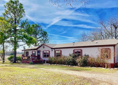 /international/us/272-county-road-2062-klondike-tx-110107712266/