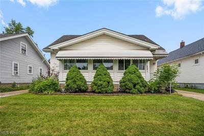 /international/us/241-harwood-street-elyria-oh-110108383766/