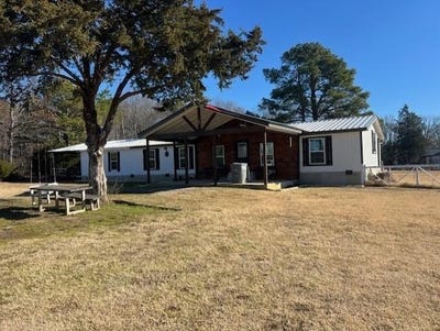 /international/us/2051-county-road-2389-pickton-tx-110096976284/