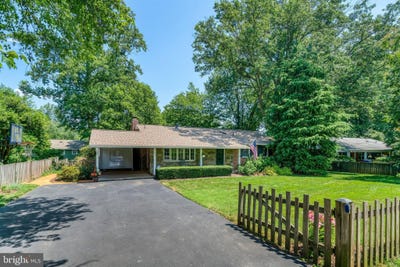/international/us/3409-slade-run-drive-falls-church-va-110100820446/