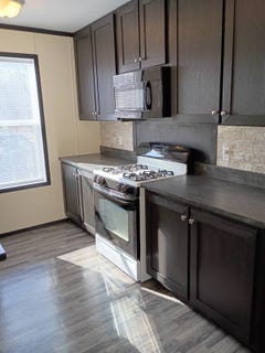 /international/us/100-7th-ave-south-park-falls-wi-110105631241/