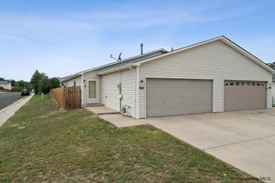 /international/us/302-abby-rd-cheyenne-wy-110101476644/
