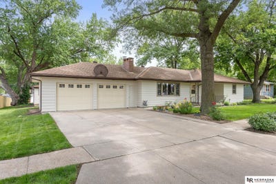 /international/us/214-4th-street-milford-ne-110109115523/