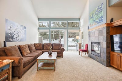 /international/us/1421-highland-view-loop-redmond-or-110100758721/